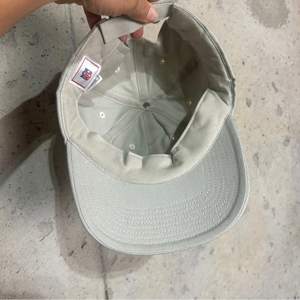 Dallas Cowboys khaki Velcro closure hat, unisex one size
